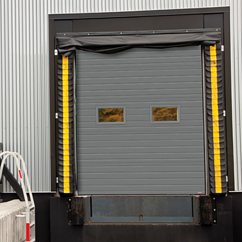 Puerta industrial seccional vertical automática